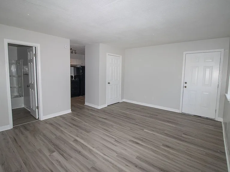 Royal Ridge — Photo 15