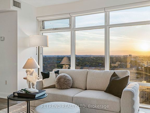 2nd image of 2191 Yonge St #2808