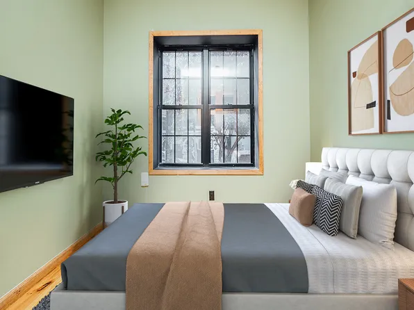 208 Starr Street image 15 of 17