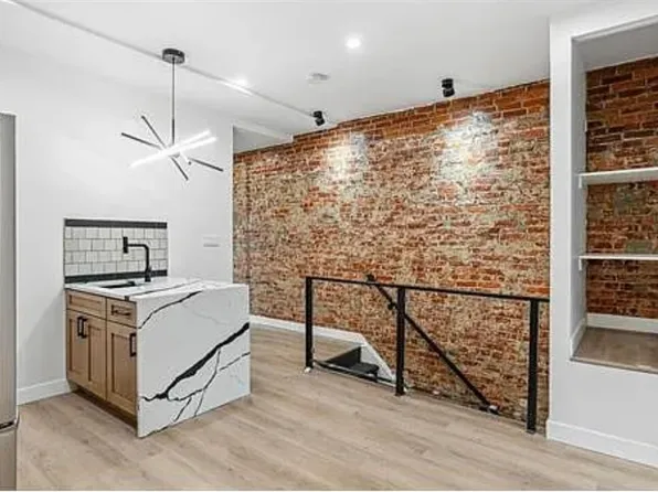 207 S 58th St #2, Philadelphia, PA 19139