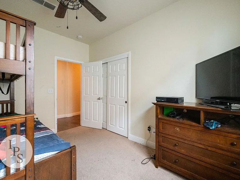 856 Reagan Ave — Photo 9