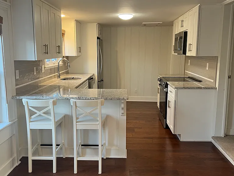 102 Brunswick Ave — Photo 5