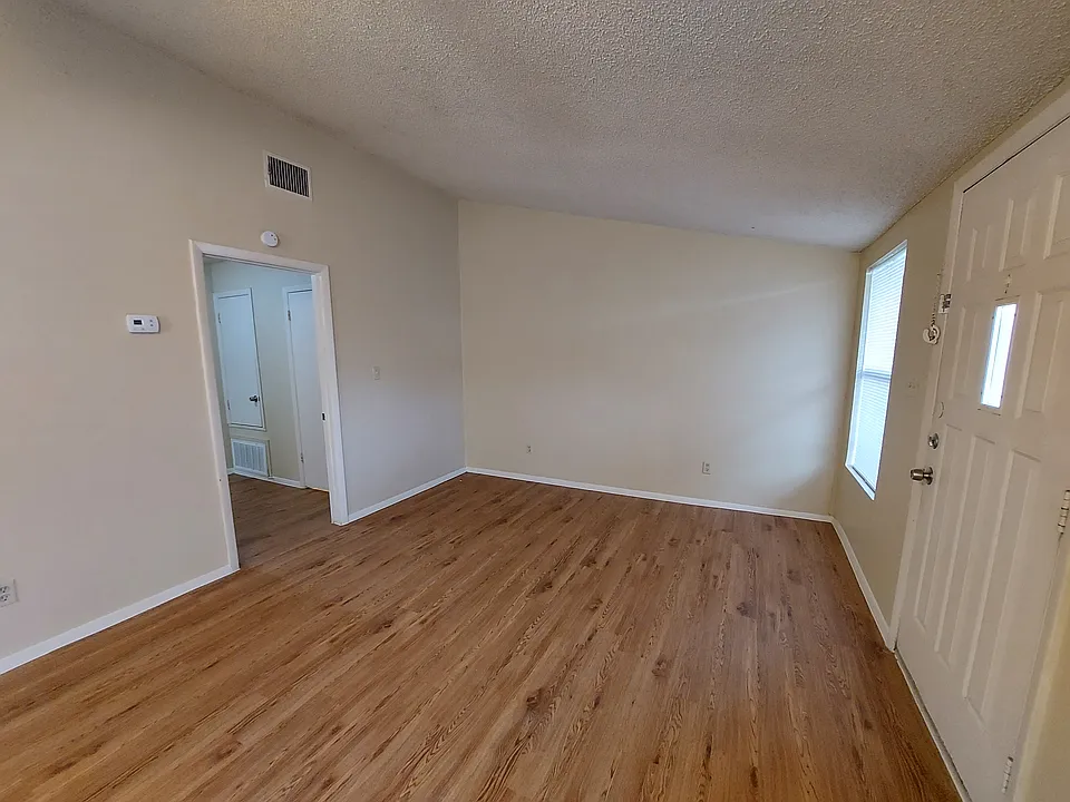 501 S Ave N #2