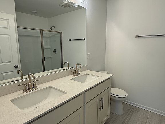 5th image of 2900 Suzanne Landon Dr #D3