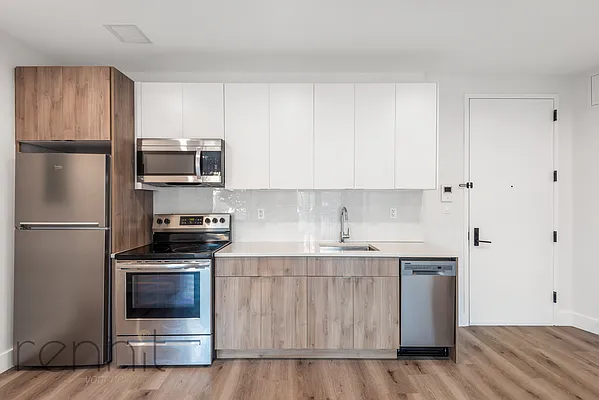 Rented by Rennit Inc. | media 21