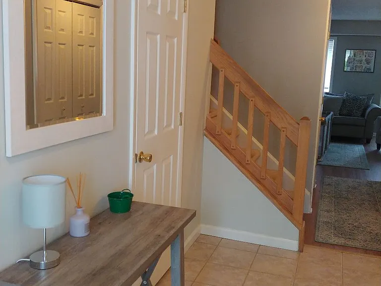 82 Aqueduct Dr — Photo 2