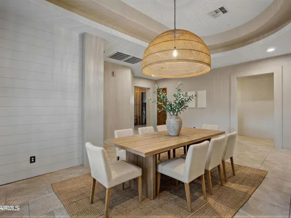 33306 N 53RD Place, Cave Creek, AZ 85331