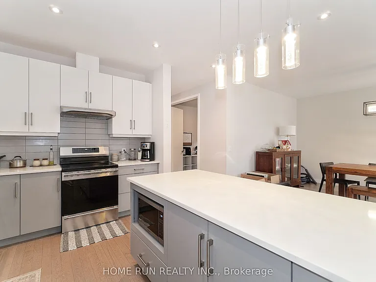 250 Soprano Ave — Photo 7