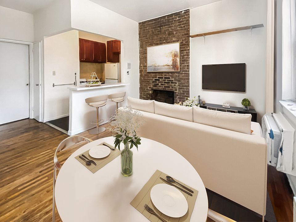 2nd image of 205 E 14th St #2F