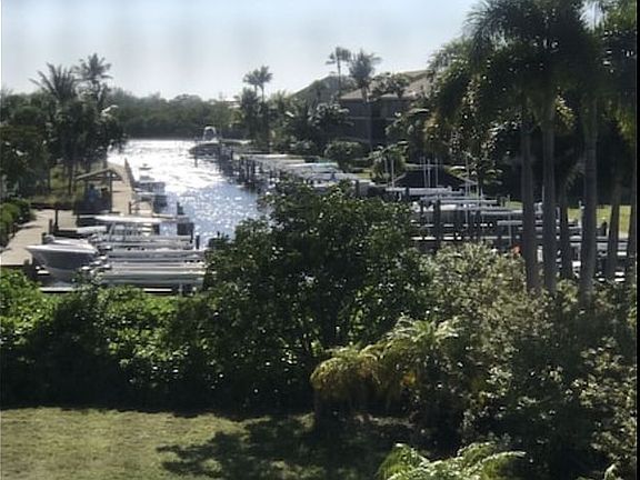 5th image of 16749 Bocilla Palms Dr N #74