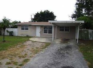 6880 SW 3rd St, Pembroke Pines, FL 33023