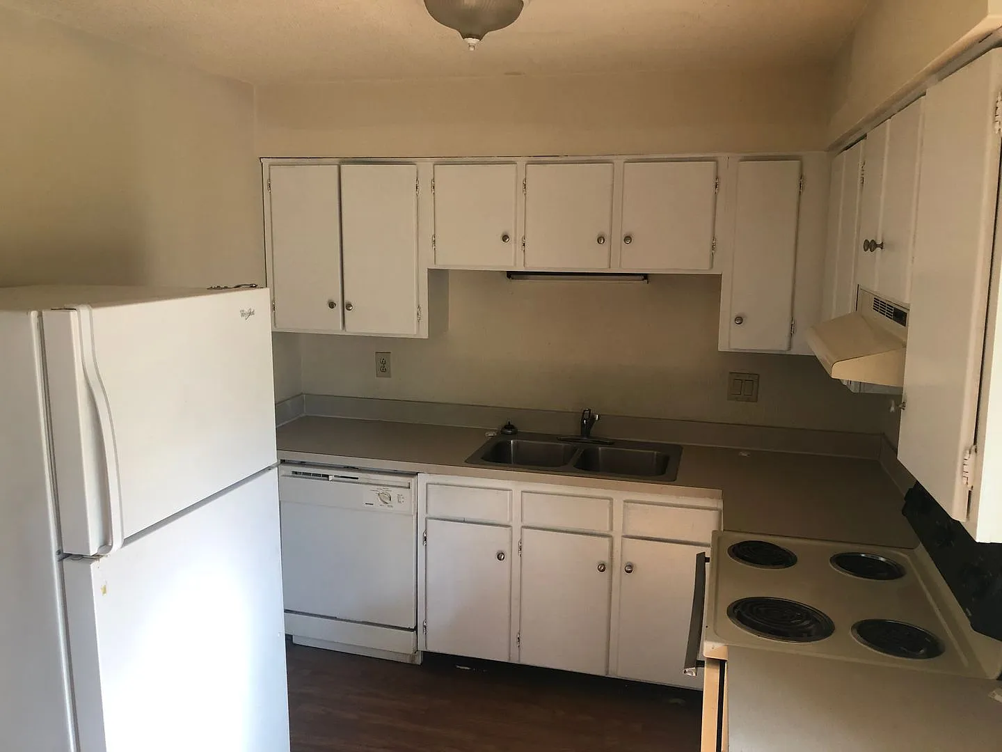 1 bed/1 bath in South Charlotte - Sharon Lakes!! — Photo 2