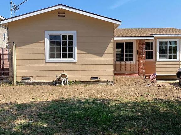 2nd image of 1331 W 219th St