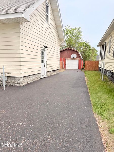 5th image of 1231 N Westcott Road