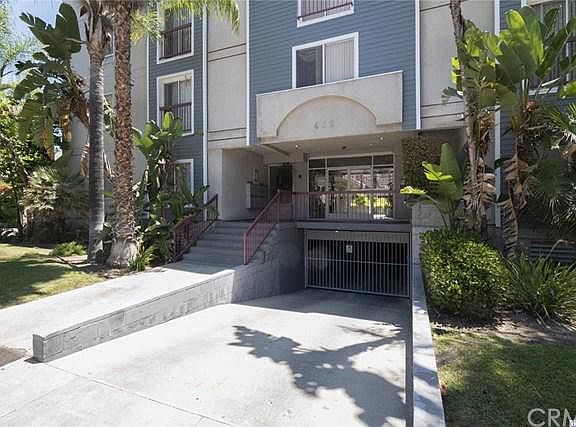 3rd image of 432 N Kenwood St APT 209