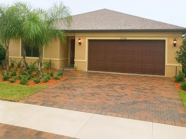 5288 Jasper Sq, Vero Beach, FL 32967