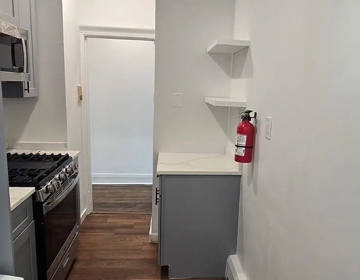 149 Zabriskie St #45 — Photo 8