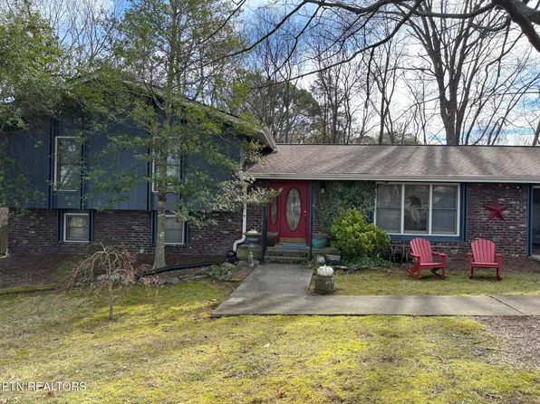 7708 Crestmore Cir, Knoxville, TN 37919