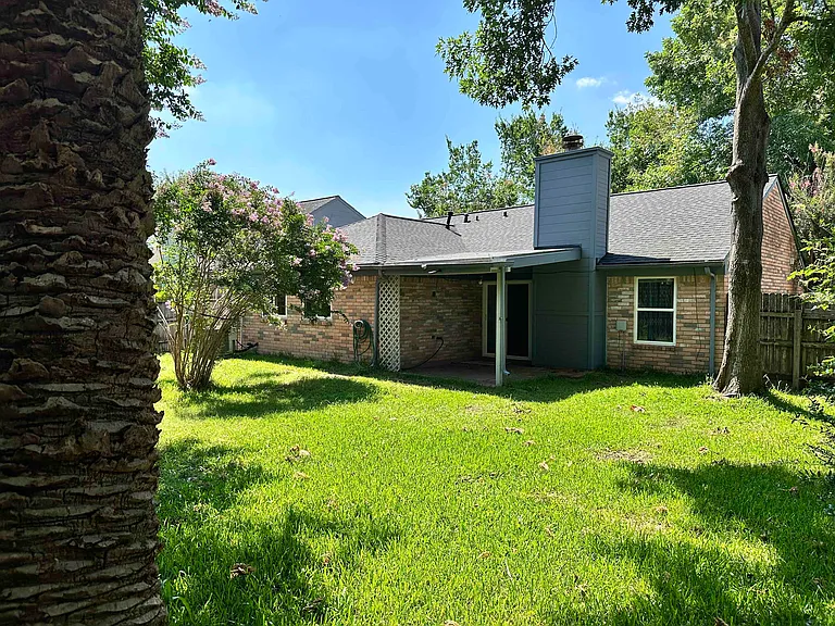 21418 Park Bishop Dr — Photo 17