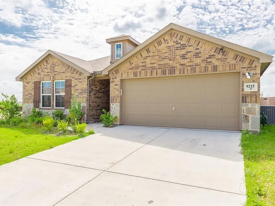 9215 Switchgrass Ln