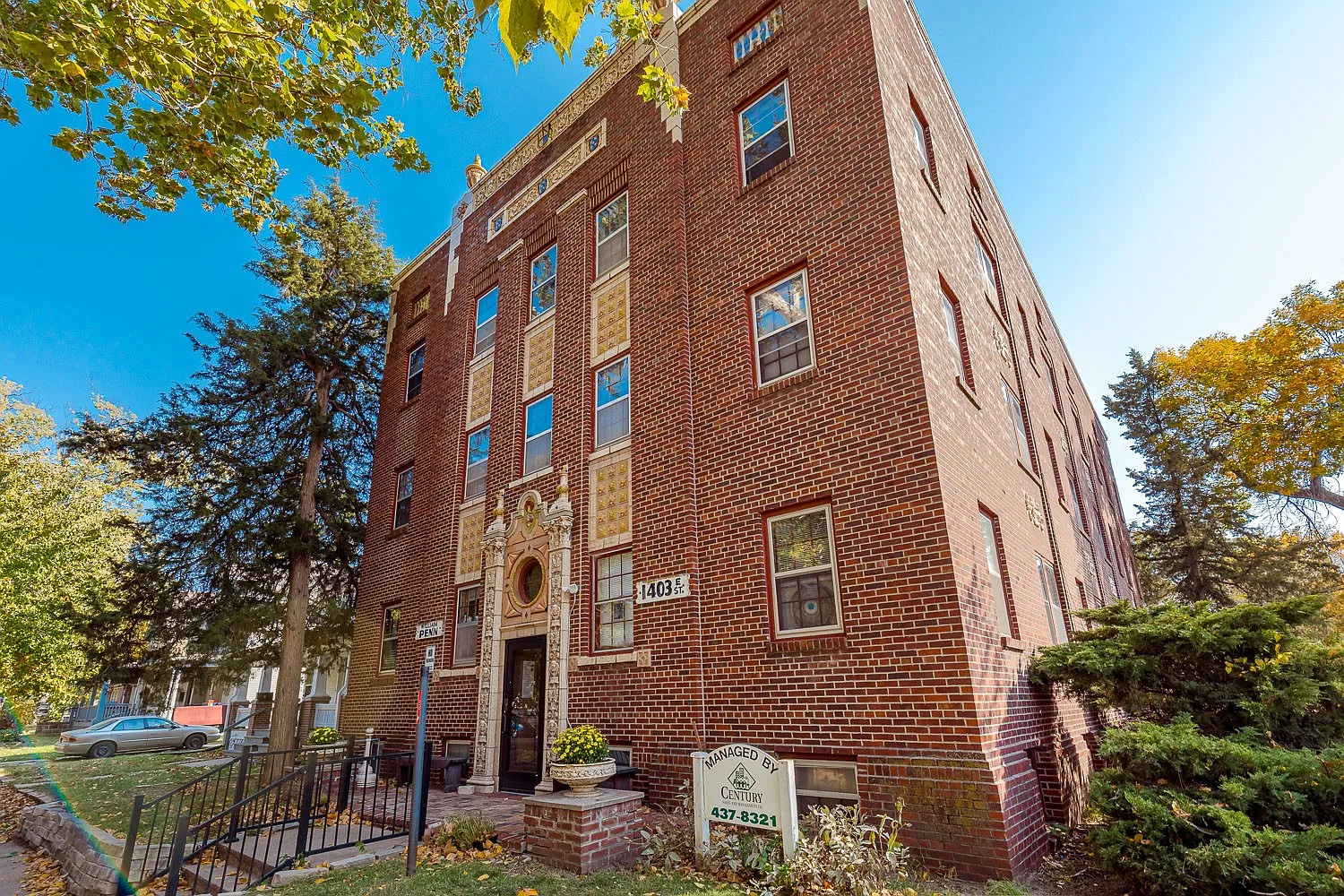 1403 E St — Photo 3