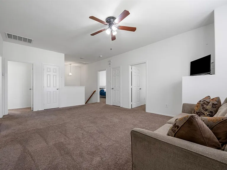 6742 Durango Creek Dr — Photo 26