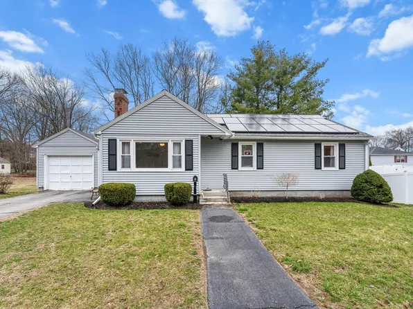 13 Stearns Ave, Leominster, MA 01453