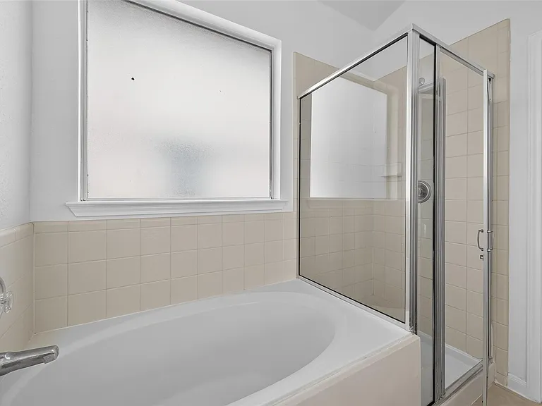 21339 Bella Jess Dr — Photo 11
