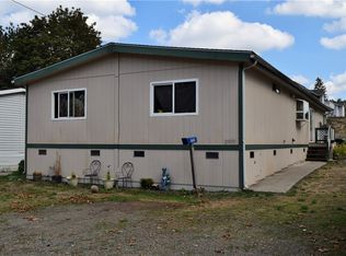 25525 40th Avenue Ct E, Spanaway, WA 98387