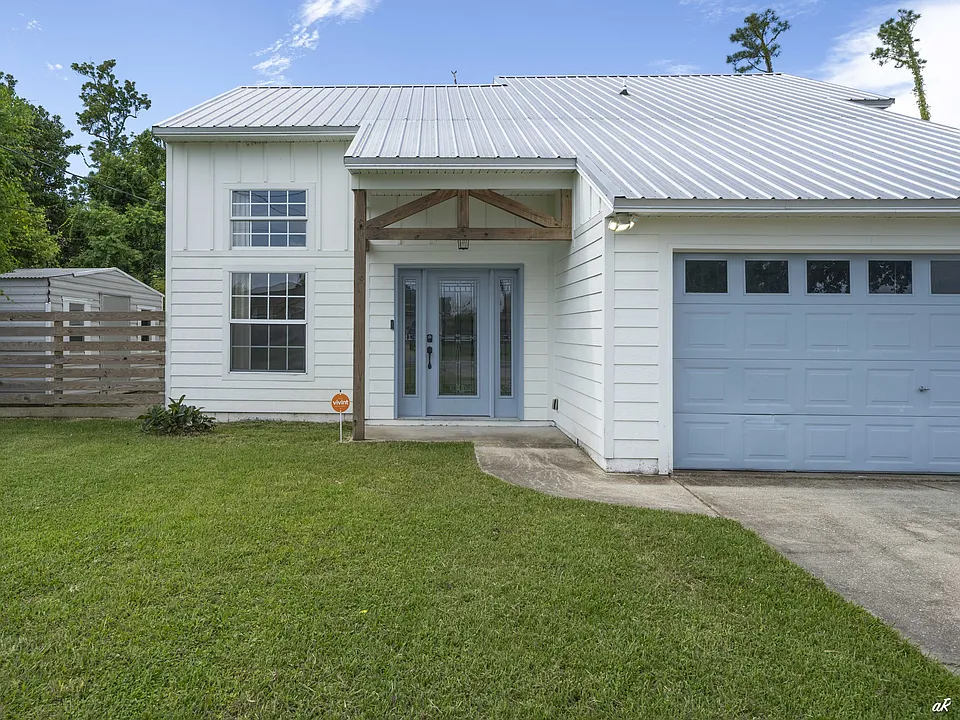 6226 Wallace Rd