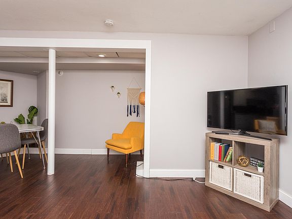 3rd image of 2409 Lyndale Ave S Suite 2