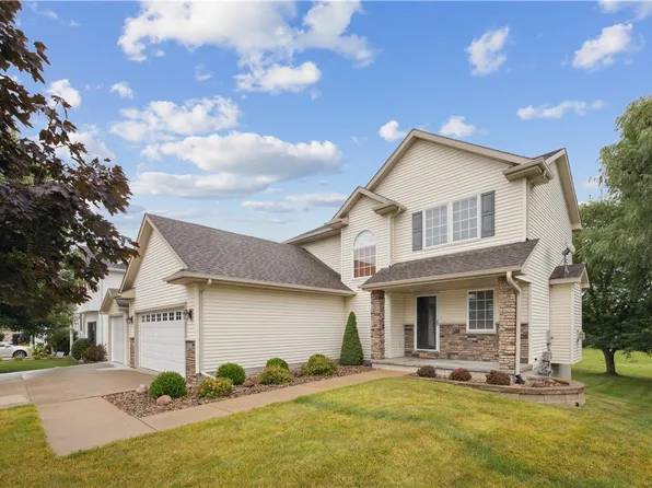 826 Edgewater Dr, Polk City, IA 50226