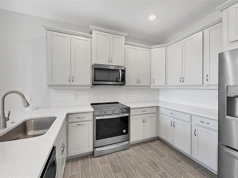 111 Ibiza Loop — Photo 16