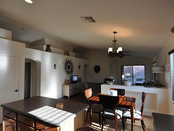 5th image of 834 E Cottonwood Canyon Pl