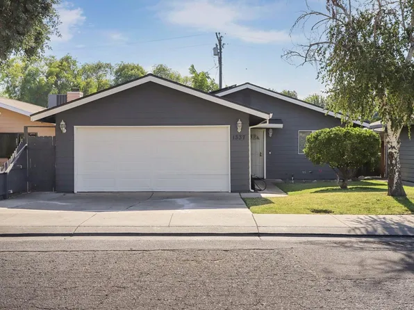 1337 Holt St, Stockton, CA 95203