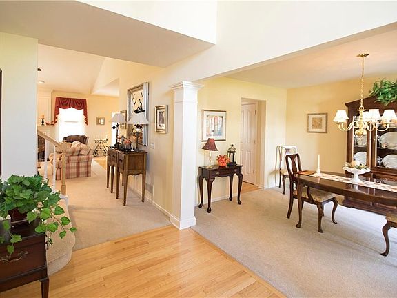 3rd image of 36000 Haverford Pl