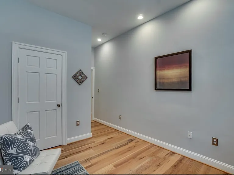 1210 V St NW #1 — Photo 10