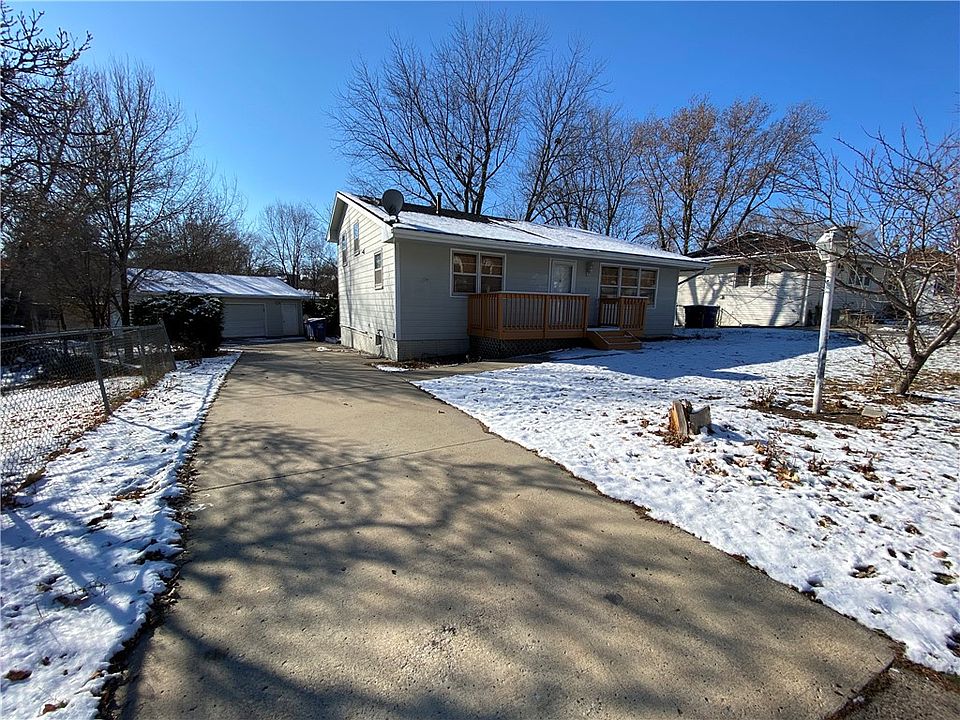 137 E Maxwelton Dr, Des Moines, IA 50315 Zillow