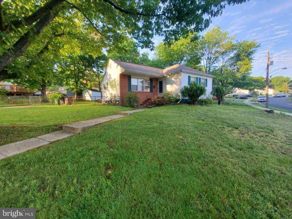 1501 Birchwood Dr, Oxon Hill, MD 20745