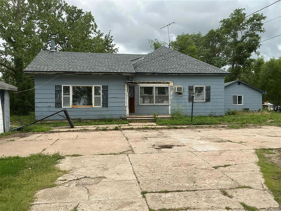 1st image of 3461 Rd Bc