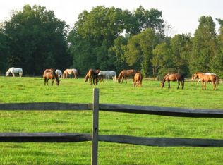 118 Village Dr, Basking Ridge, NJ 07920