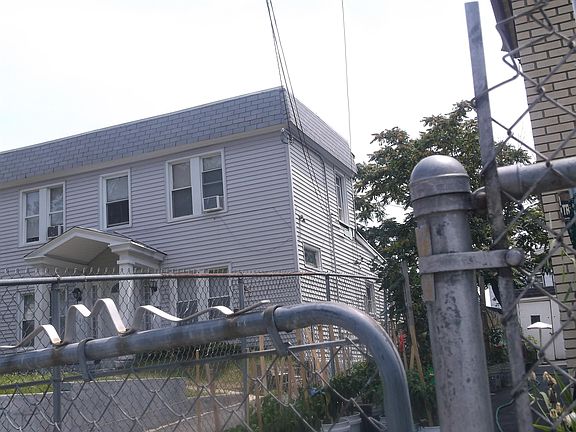 4th image of 339-341 Woodside Ave