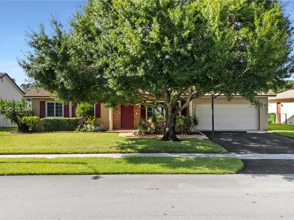 10370 NW 20th Ct, Sunrise, FL 33322