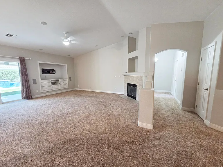 6029 Cocktail Dr — Photo 4