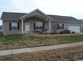 4603 Carter Crossing Blvd, Columbus, IN 47201