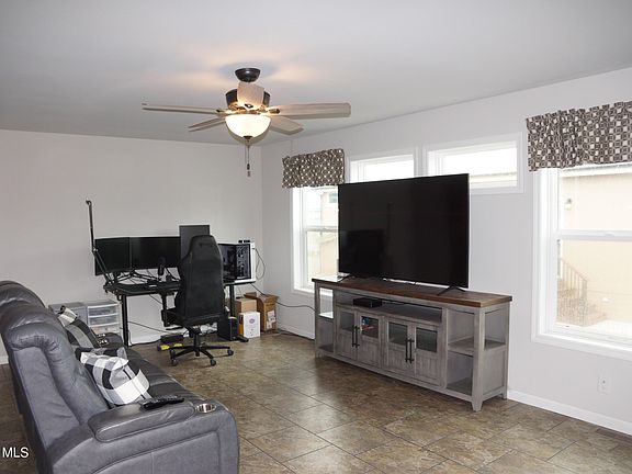 2nd image of 551 Summit Trl #161