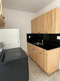 1640 NE 127th Street — Photo 3