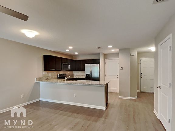 5th image of 12729 Camden Crossing Dr