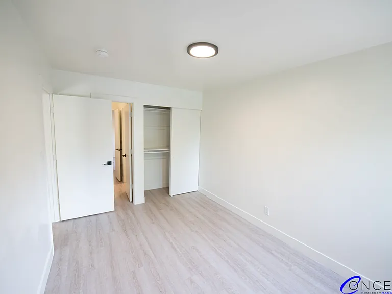 Lofts on 5th — Photo 14
