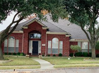 412 Crestview Point Dr, Lewisville, TX 75067